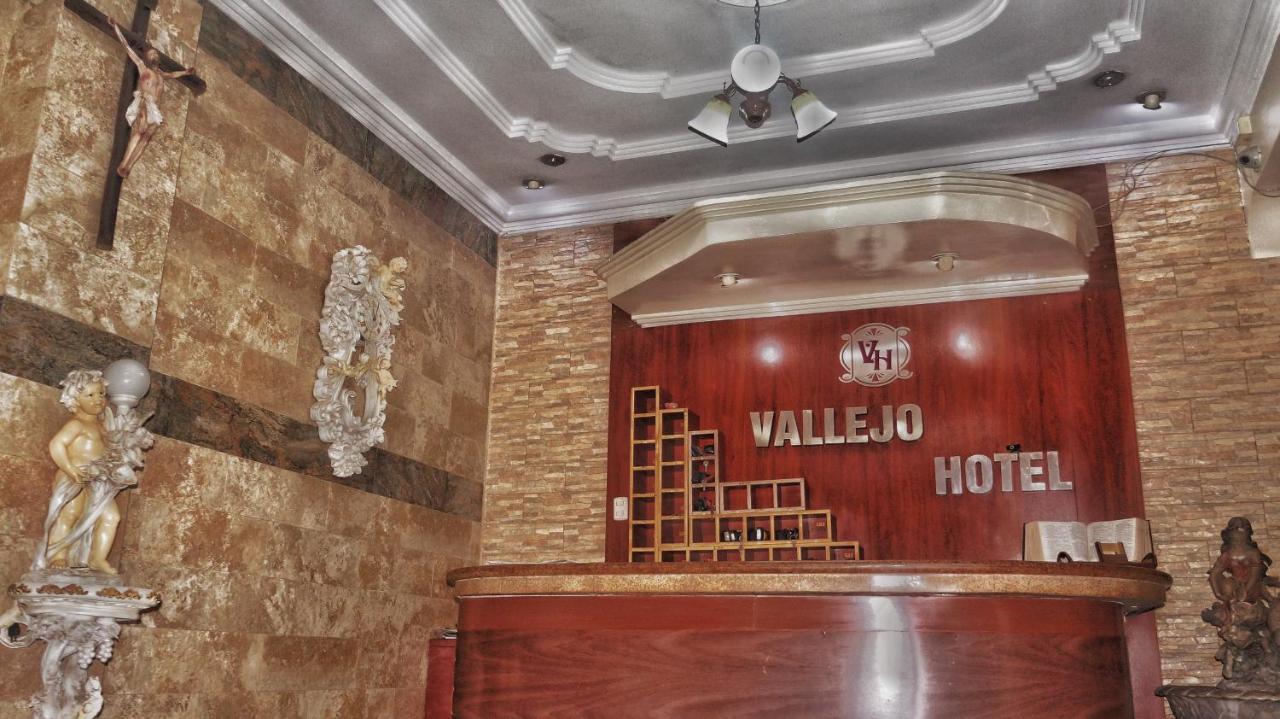 Vallejo Hotel Huaquillas Exterior photo