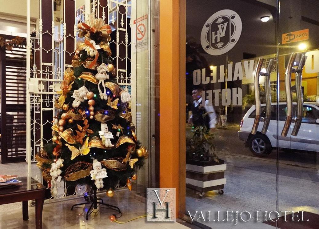 Vallejo Hotel Huaquillas Exterior photo